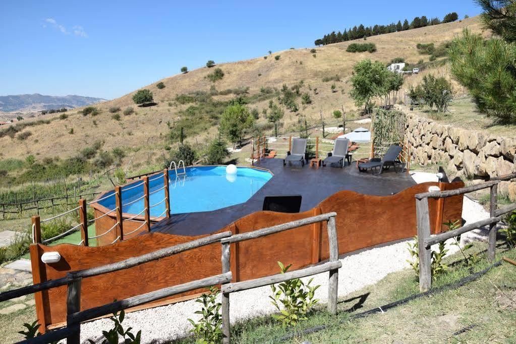 Turismo Rurale Leanza Guest House Cesaro Ngoại thất bức ảnh